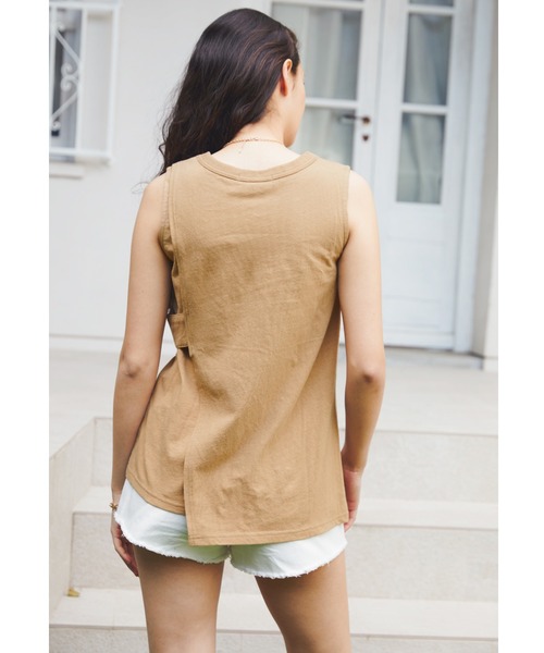 ALEXIA STAM(アリシアスタン)の「Side Button Sleeveless Wrap Top/サイドボタンスリーブレスラップトップ(Tシャツ/カットソー・レディース・チャコールグレー/ホワイト/ベージュ・FREE)」の6枚目の写真