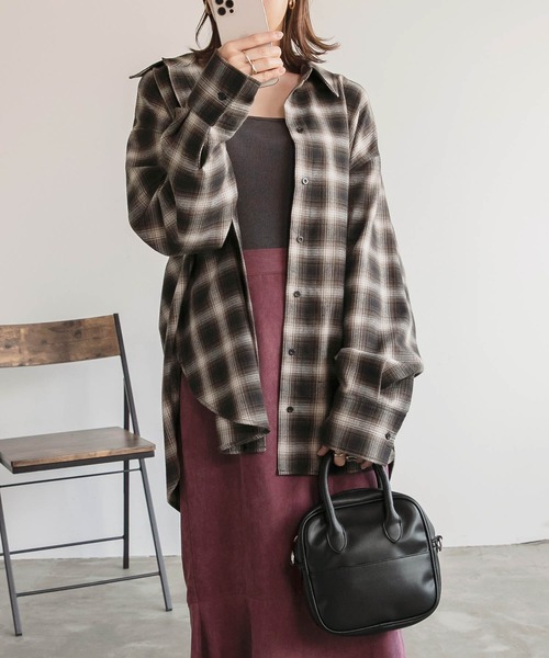 BONLECILL（ボンルシール）の「2wayフェイクレザーミニボストンバッグ（ボストンバッグ・レディース・ブラック/ベージュ/ブラウン・FREE）」の4枚目の写真