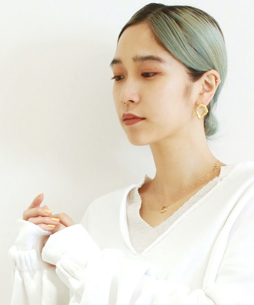 G.V.G.V.（ジーヴィージーヴィー）の「SIGNATURE "G" NECKLACE（ネックレス・レディース・シルバー/ゴールド・ONE SIZE）」の18枚目の写真