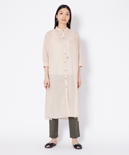 shop DADA(ショップダダ)の「タブ付きロングシャツ(1S13-7186)(シャツ/ブラウス・レディース・ベージュ/ブラウン/ブルー・FREE)」の1枚目の写真