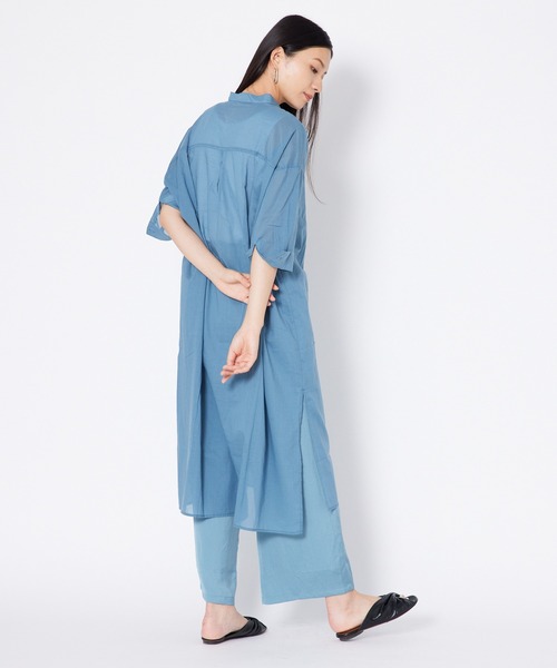 shop DADA(ショップダダ)の「タブ付きロングシャツ(1S13-7186)(シャツ/ブラウス・レディース・ベージュ/ブラウン/ブルー・FREE)」の7枚目の写真