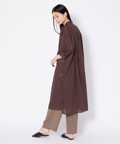 shop DADA(ショップダダ)の「タブ付きロングシャツ(1S13-7186)(シャツ/ブラウス・レディース・ベージュ/ブラウン/ブルー・FREE)」の10枚目の写真