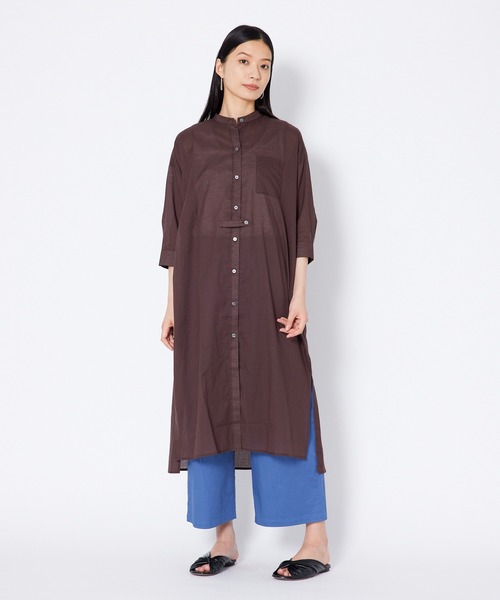 shop DADA(ショップダダ)の「タブ付きロングシャツ(1S13-7186)(シャツ/ブラウス・レディース・ベージュ/ブラウン/ブルー・FREE)」の11枚目の写真