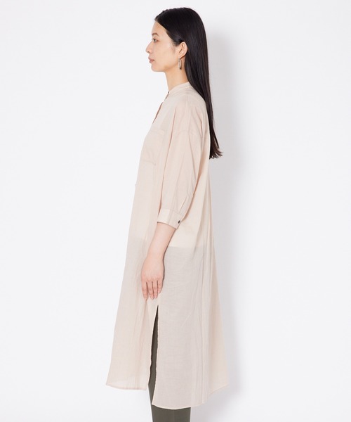 shop DADA(ショップダダ)の「タブ付きロングシャツ(1S13-7186)(シャツ/ブラウス・レディース・ベージュ/ブラウン/ブルー・FREE)」の21枚目の写真