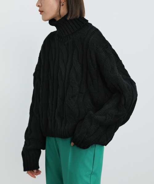 select MOCA(セレクトモカ)の「2021 AW タートルネックツイスト編みショートニット(ニット/セーター・レディース・ブラック/パープル/アイボリー・FREE)」の5枚目の写真