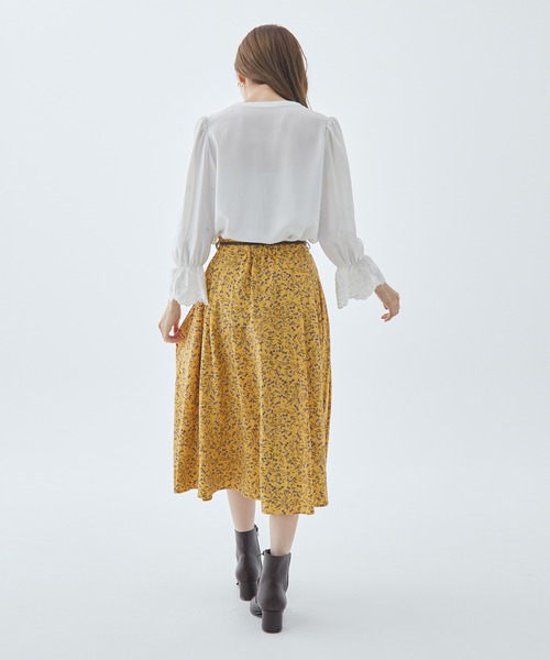 Fabulous Angela(ファビュラスアンジェラ)の「合皮ベルト付フラワースカート(スカート・レディース・マスタード/ブラウン/ブラック・FREE)」の15枚目の写真