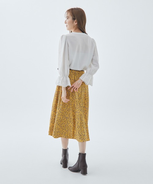 Fabulous Angela(ファビュラスアンジェラ)の「合皮ベルト付フラワースカート(スカート・レディース・マスタード/ブラウン/ブラック・FREE)」の16枚目の写真