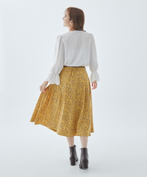 Fabulous Angela(ファビュラスアンジェラ)の「合皮ベルト付フラワースカート(スカート・レディース・マスタード/ブラウン/ブラック・FREE)」の18枚目の写真