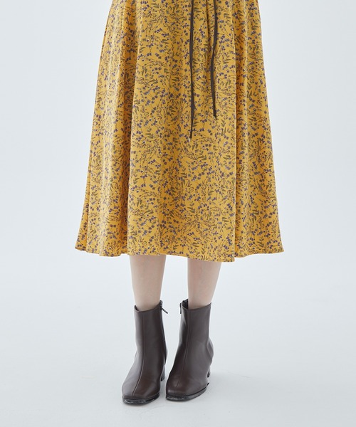 Fabulous Angela(ファビュラスアンジェラ)の「合皮ベルト付フラワースカート(スカート・レディース・マスタード/ブラウン/ブラック・FREE)」の20枚目の写真