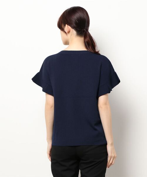 Te chichi（テチチ）の「フレアスリーブニットプルオーバー（ニット/セーター・レディース・ブラック/ネイビー/ブラウン・ﾌﾘ-）」の4枚目の写真