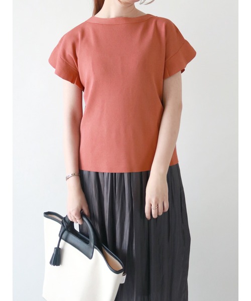 Te chichi（テチチ）の「フレアスリーブニットプルオーバー（ニット/セーター・レディース・ブラック/ネイビー/ブラウン・ﾌﾘ-）」の3枚目の写真