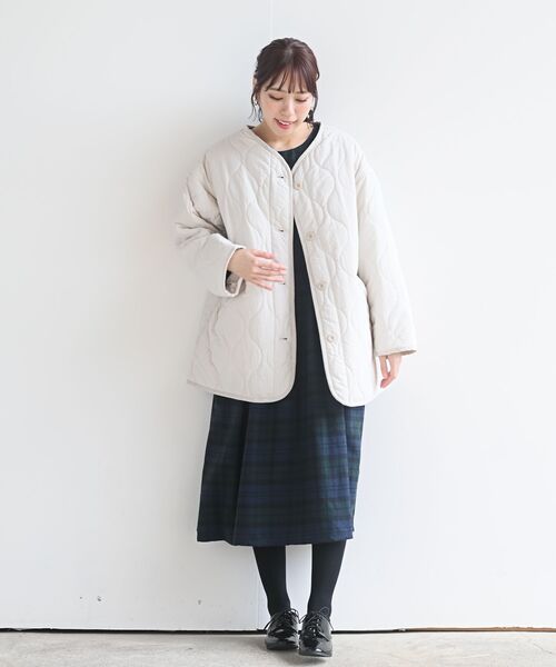 rps（アールピーエス）の「ウェーブキルトノーカラージャケット（ノーカラージャケット・レディース・ライトカーキ/アイボリー/ベージュ/ブラック・M/フリー）」の12枚目の写真