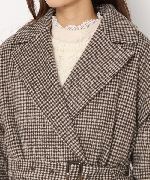 mysty woman（ミスティウーマン）の「チドリチェックロングコート 258002（ノーカラーコート・レディース・ブラック系/ブラウン系・FREE）」の9枚目の写真