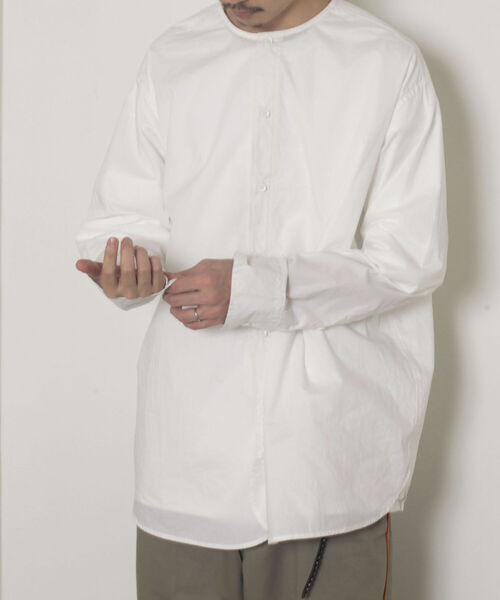 GLOSTER（グロスター）の「【GLOSTER/グロスター】ノーカラーシャツ バンドカラーシャツ（シャツ/ブラウス・メンズ・ホワイト/ブラック・MEDIUM/LARGE）」の6枚目の写真