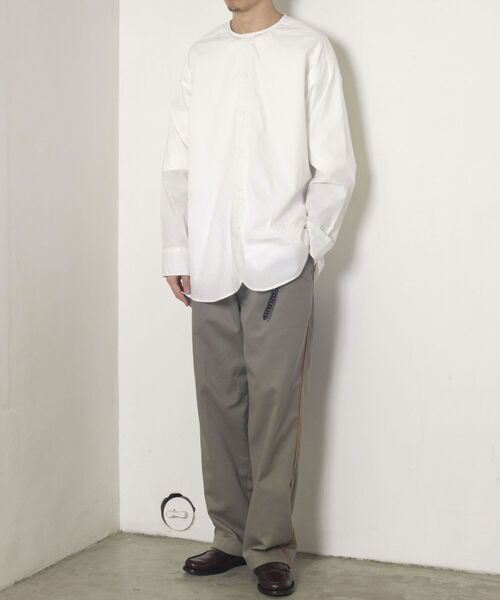 GLOSTER（グロスター）の「【GLOSTER/グロスター】ノーカラーシャツ バンドカラーシャツ（シャツ/ブラウス・メンズ・ホワイト/ブラック・MEDIUM/LARGE）」の4枚目の写真