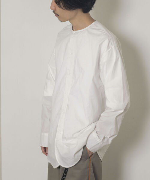 GLOSTER（グロスター）の「【GLOSTER/グロスター】ノーカラーシャツ バンドカラーシャツ（シャツ/ブラウス・メンズ・ホワイト/ブラック・MEDIUM/LARGE）」の9枚目の写真