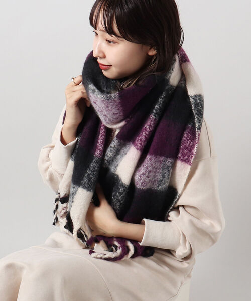 fredy emue（フレディエミュ）の「リサイクル フリンジチェックストール（ストール/ショール・レディース・ホワイト系その他2/イエロー系その他/グリーン系その他/パープル系その他2・FREE）」の18枚目の写真