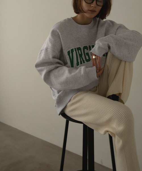 marjour(マージュール)の「VIRGINIA SWEAT(スウェット・レディース・ネイビー/オートミール・M)」の21枚目の写真