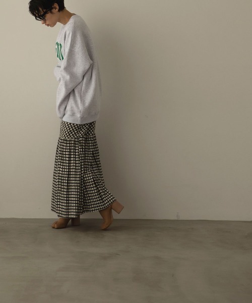 marjour(マージュール)の「VIRGINIA SWEAT(スウェット・レディース・ネイビー/オートミール・M)」の13枚目の写真