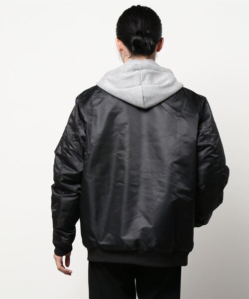 Right-on(ライトオン)の「フードMA-1(MA-1・メンズ・ブラック/オリーブ・M/L/XL)」の4枚目の写真