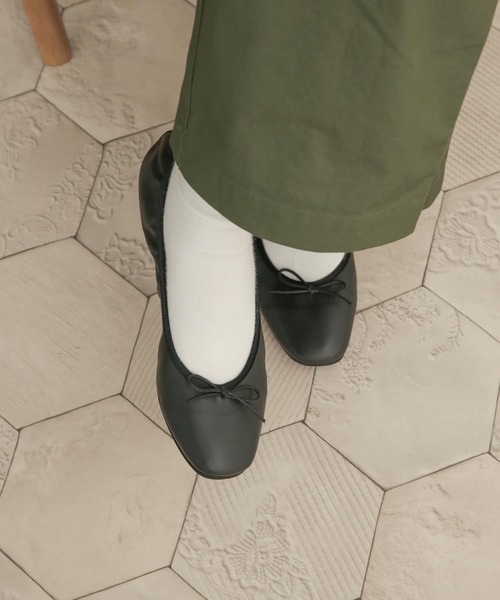 URBAN RESEARCH DOORS(アーバンリサーチドアーズ)の「柔らかバレエシューズ(バレエシューズ・レディース・ブラック/ホワイト系その他・38/36/37)」の10枚目の写真