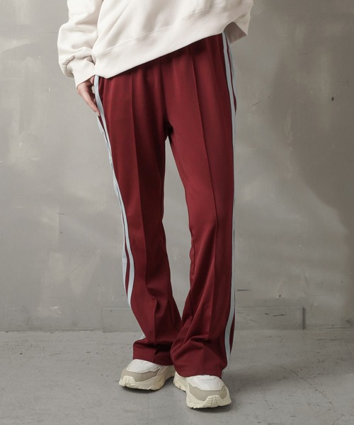 SPINNS（スピンズ）の「ジャージフレアカラーパンツ トラックパンツ（その他パンツ・レディース・ブラック/ブルー/グリーン/ボルドー・ONESIZE）」の4枚目の写真