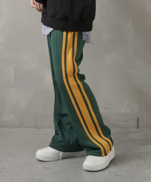 SPINNS（スピンズ）の「ジャージフレアカラーパンツ トラックパンツ（その他パンツ・レディース・ブラック/ブルー/グリーン/ボルドー・ONESIZE）」の14枚目の写真