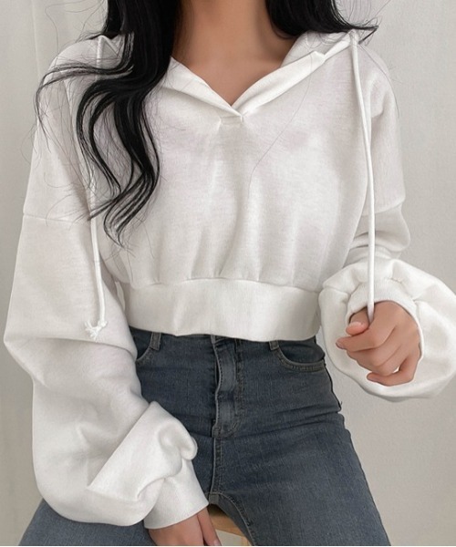 SONA（ソナ）の「SONYUNARA スキッパーネッククロップフーディ（パーカー・レディース・ブラック/ブラウン/アイボリー・FREE）」の2枚目の写真