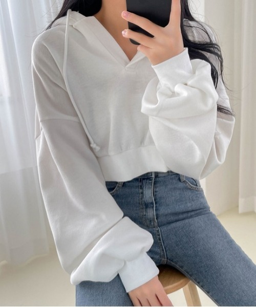 SONA（ソナ）の「SONYUNARA スキッパーネッククロップフーディ（パーカー・レディース・ブラック/ブラウン/アイボリー・FREE）」の6枚目の写真