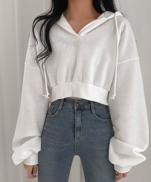 SONA（ソナ）の「SONYUNARA スキッパーネッククロップフーディ（パーカー・レディース・ブラック/ブラウン/アイボリー・FREE）」の7枚目の写真