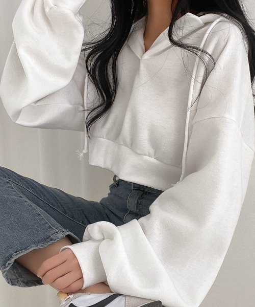 SONA（ソナ）の「SONYUNARA スキッパーネッククロップフーディ（パーカー・レディース・ブラック/ブラウン/アイボリー・FREE）」の10枚目の写真