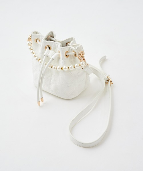 MIIA（ミーア）の「キルティングドローストリングBAG（ハンドバッグ・レディース・ブラック/オフホワイト・FREE）」の9枚目の写真