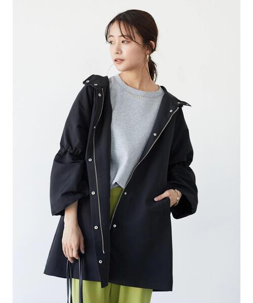 CRAFT STANDARD BOUTIQUE(クラフトスタンダードブティック)の「ギャザースリーブフードコート *(ブルゾン・レディース・ブラック/ライトベージュ・FREE)」の5枚目の写真