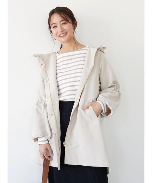 CRAFT STANDARD BOUTIQUE(クラフトスタンダードブティック)の「ギャザースリーブフードコート *(ブルゾン・レディース・ブラック/ライトベージュ・FREE)」の6枚目の写真
