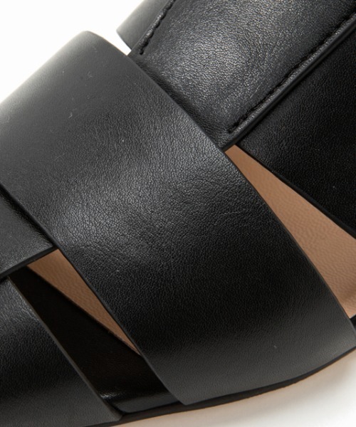 LE VERNIS（ル・ベルニ）の「LE VERNIS(ル・ベルニ)グルカサンダル  