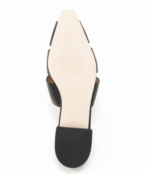 新品未使用　LE VERNIS NOBLE ブラック サンダル NOBLE｜《WEB限定追加2》LE VERNIS/ルベルニ Toe ring sandals