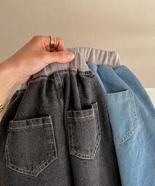 aimoha（アイモハ）の「aimoha-KIDS- ウォッシュデニム裾リブ絞りパンツ（スラックス・キッズ・ブラック/ブルー・100/80/110/90/120/130）」の5枚目の写真