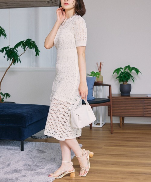 Opinion korean town（オピニオン コリアン タウン）の「YUGA レースマーメイドシルエットワンピース（ワンピース・レディース・ホワイト/ライトブルー/ネイビー/ブラック・FREE）」の15枚目の写真