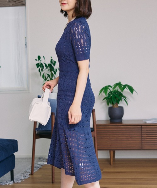 Opinion korean town（オピニオン コリアン タウン）の「YUGA レースマーメイドシルエットワンピース（ワンピース・レディース・ホワイト/ライトブルー/ネイビー/ブラック・FREE）」の18枚目の写真