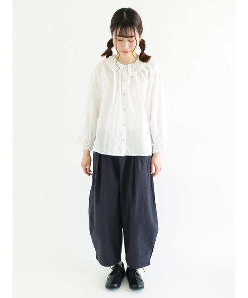 Samansa Mos2(サマンサ モスモス)の「レース襟ブラウス(シャツ/ブラウス・レディース・ブラック/ベージュ/オフホワイト/ブルー・フリ-)」の17枚目の写真