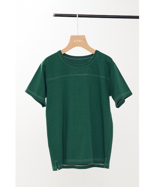 BLACK BY MOUSSY（ブラックバイマウジー）の「top stich t-shirt（トップステッチTシャツ）（Tシャツ/カットソー・レディース・ブラウン/オフホワイト/グリーン・FREE）」の3枚目の写真