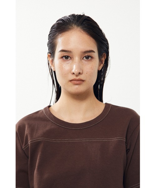 BLACK BY MOUSSY（ブラックバイマウジー）の「top stich t-shirt（トップステッチTシャツ）（Tシャツ/カットソー・レディース・ブラウン/オフホワイト/グリーン・FREE）」の8枚目の写真
