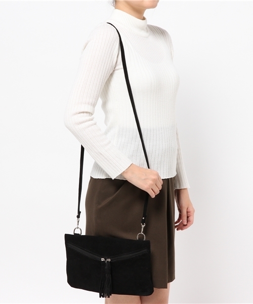 mystic（ミスティック）の「スウェードフリンジミニショルダー（ショルダーバッグ・レディース・キャメル/ライトグレー/エメラルド/ブラック・ﾌﾘ-）」の10枚目の写真