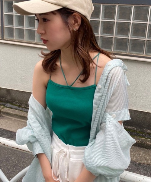 one after another NICE CLAUP（ワンアフターアナザーナイスクラップ）の「マルチwayブラトップ（キャミソール・レディース・オフホワイト/ブラック/グリーン/イエロー・FREE）」の3枚目の写真