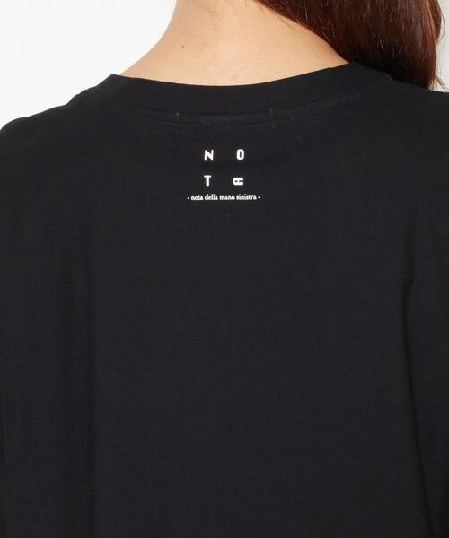 nota(ノータ)の「アシンメトリールーズTee(Tシャツ/カットソー・レディース・アイボリー/オレンジ/ブラック・FREE)」の7枚目の写真