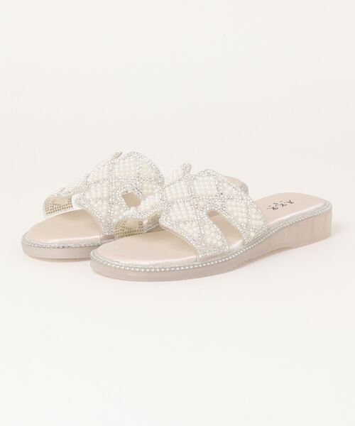 Noubel Voug Relax（ヌーベルヴォーグリラックス）の「ビジューデザインフラットサンダル（サンダル・レディース・ベージュ/ブラック・M/S/L/LL）」の19枚目の写真