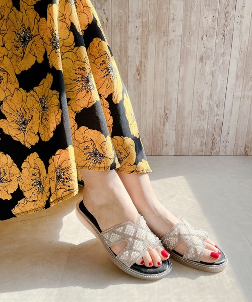 Noubel Voug Relax（ヌーベルヴォーグリラックス）の「ビジューデザインフラットサンダル（サンダル・レディース・ベージュ/ブラック・M/S/L/LL）」の21枚目の写真