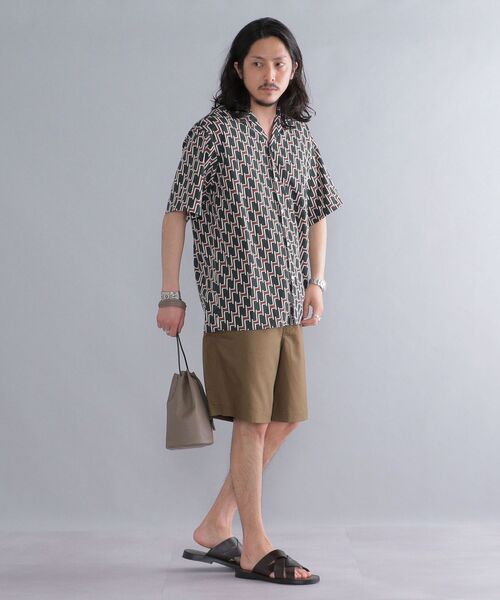 SHIPS(シップス)の「*SHIPS: ジオメトリック / ドット 総柄 リラックスフィット オープンカラー シャツ(シャツ/ブラウス・メンズ・ブラック/ブラウン/イエロー・SMALL/MEDIUM/LARGE)」の13枚目の写真