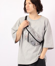 MEI スクランブラー ボトムライン クリアボディバッグ