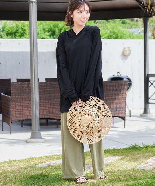 Fashion Letter（ファッションレター）の「ユニセックスuvカットラッシュプルオーバー（ラッシュガード・レディース・ブラック/モカ/ネイビー・FREE）」の7枚目の写真